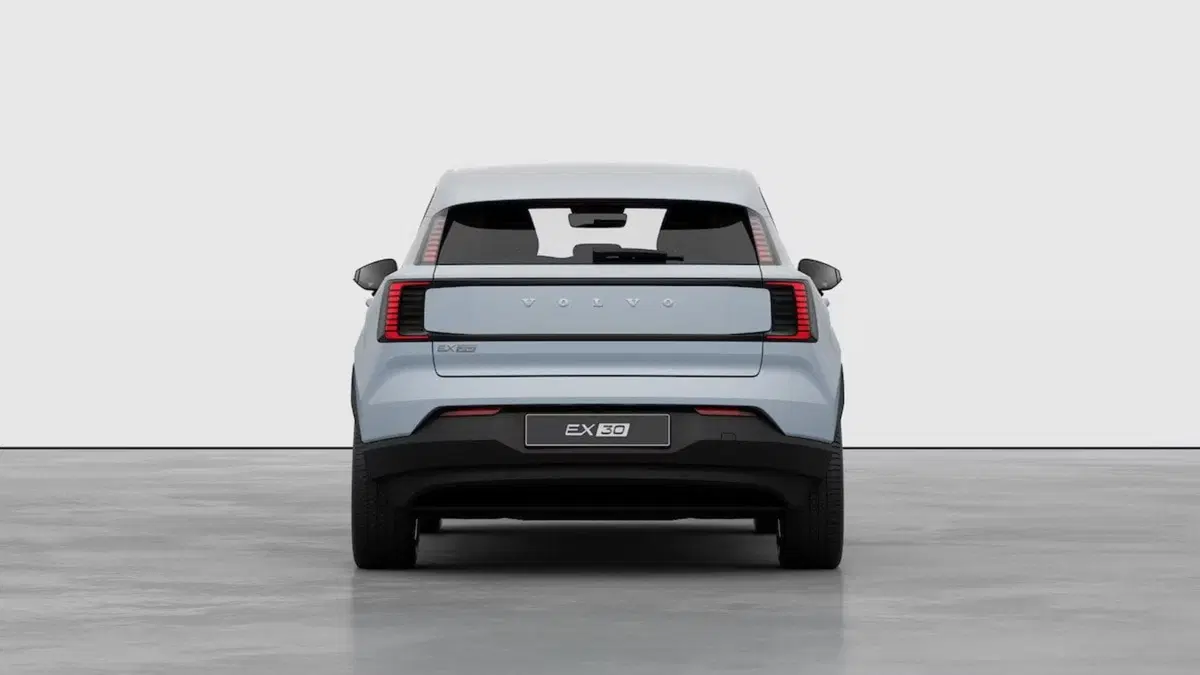 Volvo EX30 nuova a Como (5)