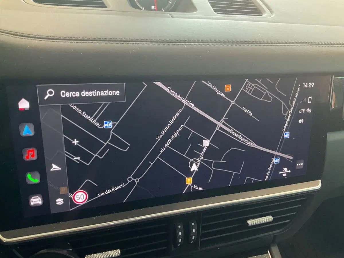 Porsche Cayenne usata a Como (12)