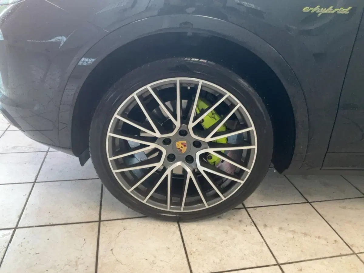 Porsche Cayenne usata a Como (5)
