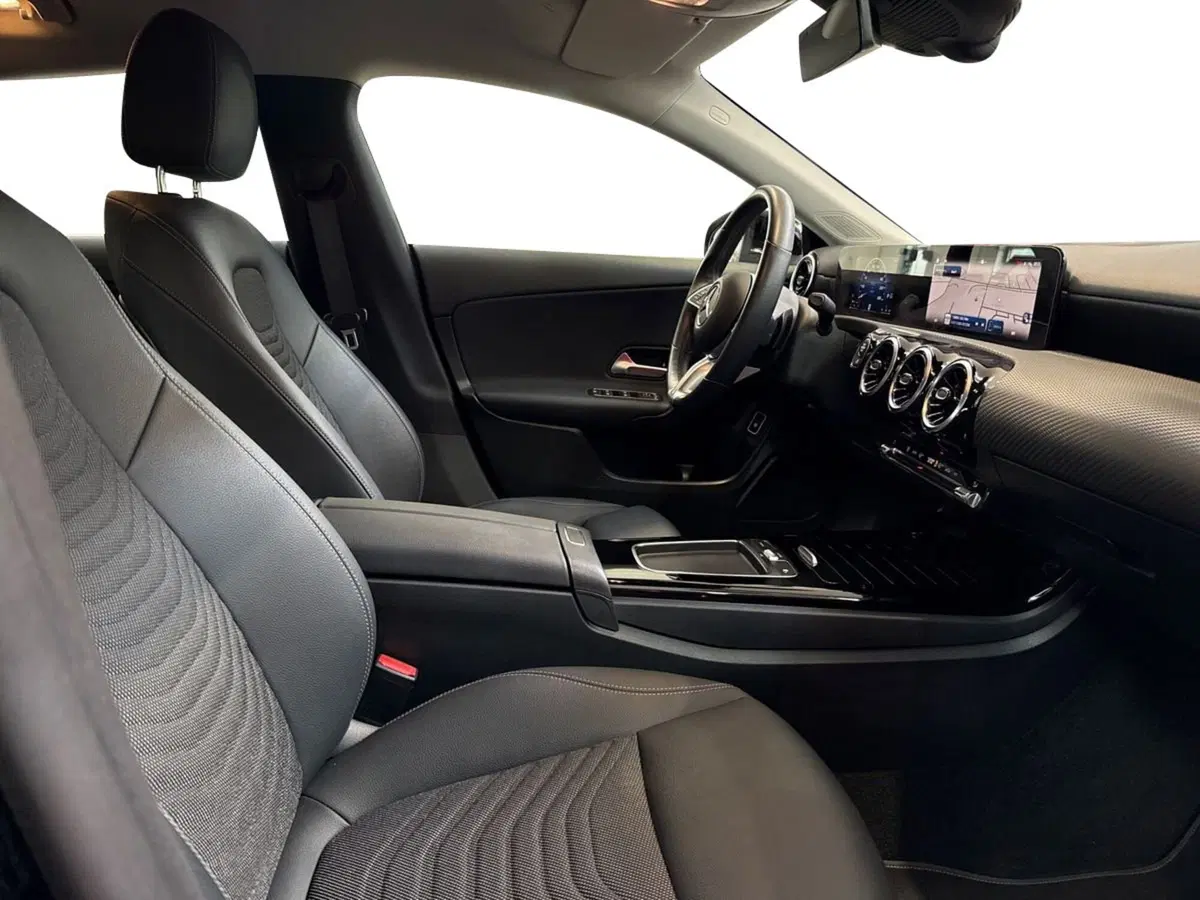 Mercedes-Benz CLA Shooting Brake usata a Ancona (14)