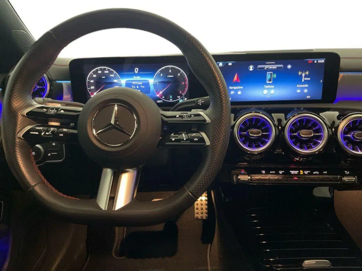 Mercedes-Benz CLA Shooting Brake usata a Macerata (11)