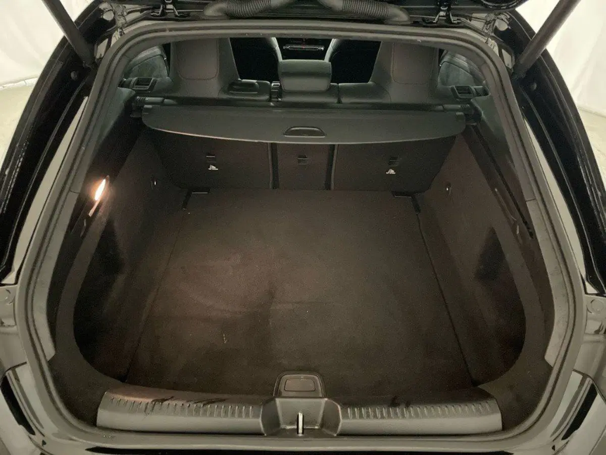 Mercedes-Benz CLA Shooting Brake usata a Macerata (7)
