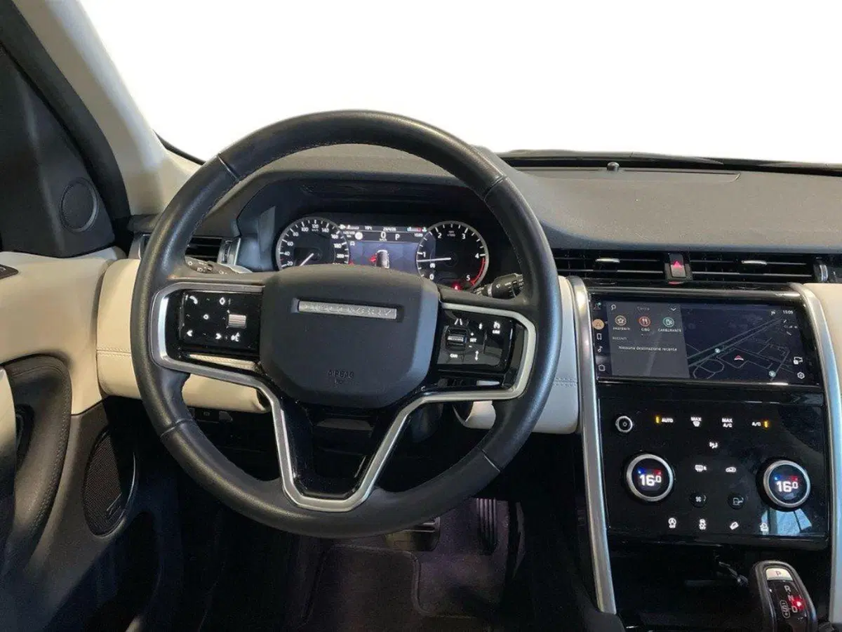 Land Rover Discovery Sport usata a Macerata (11)