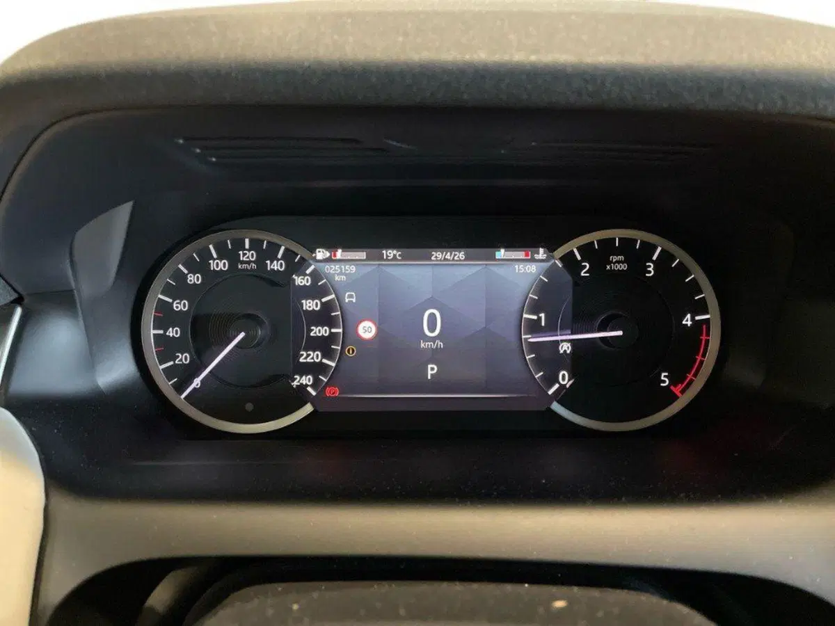 Land Rover Discovery Sport usata a Macerata (9)