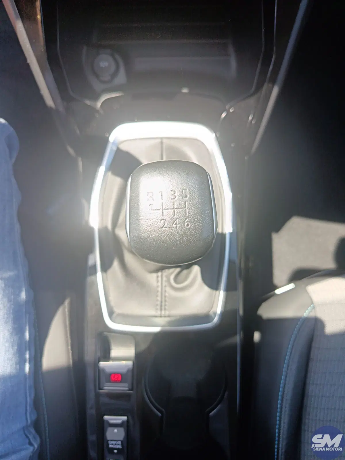 Peugeot 208 usata a Siena (13)