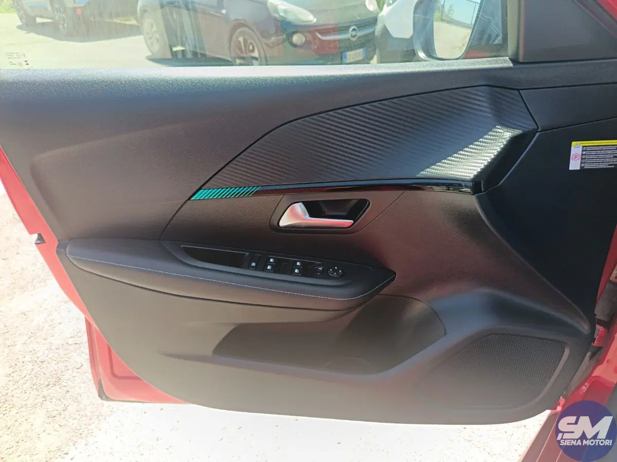 Peugeot 208 usata a Siena (16)