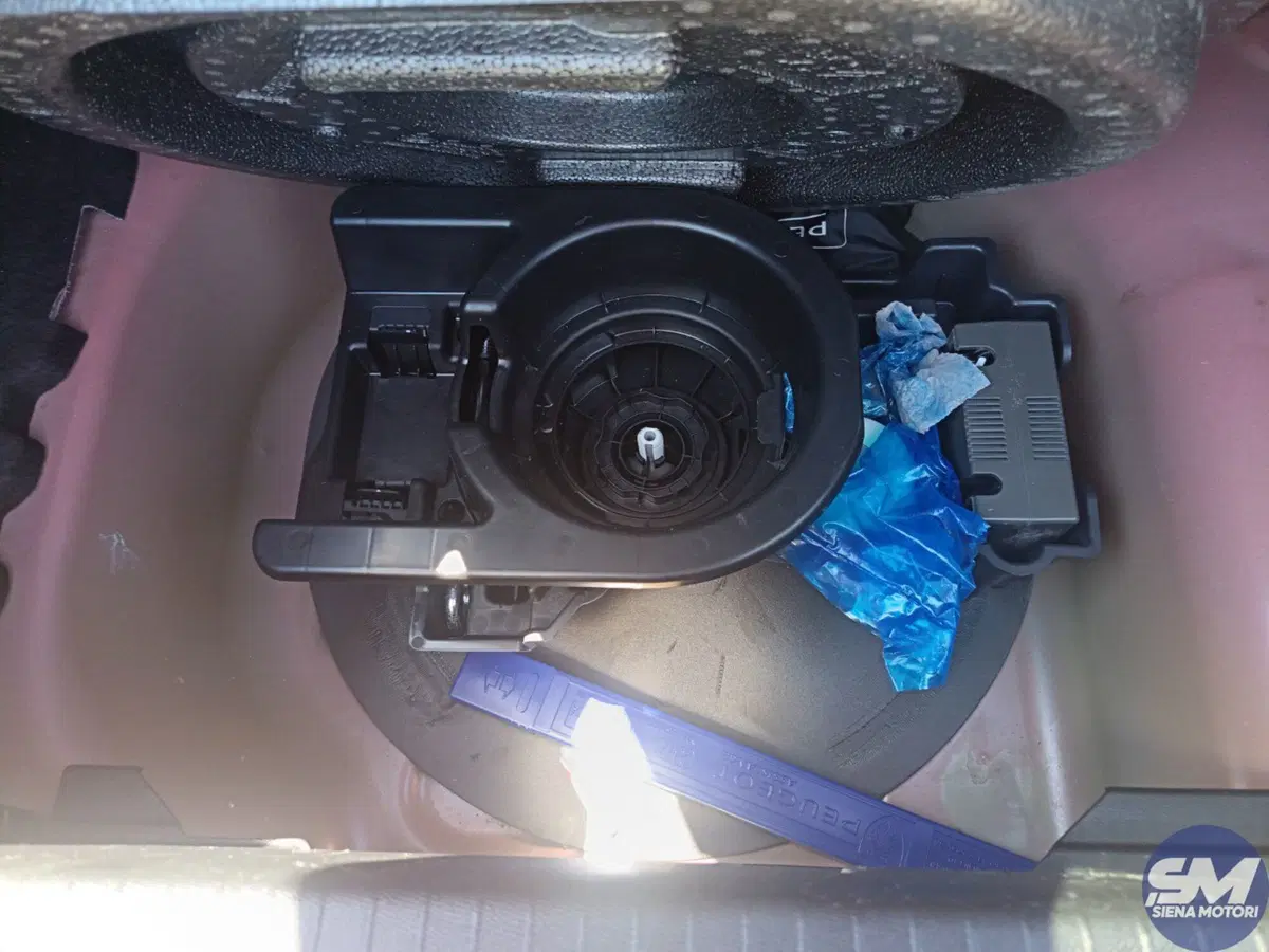 Peugeot 208 usata a Siena (20)