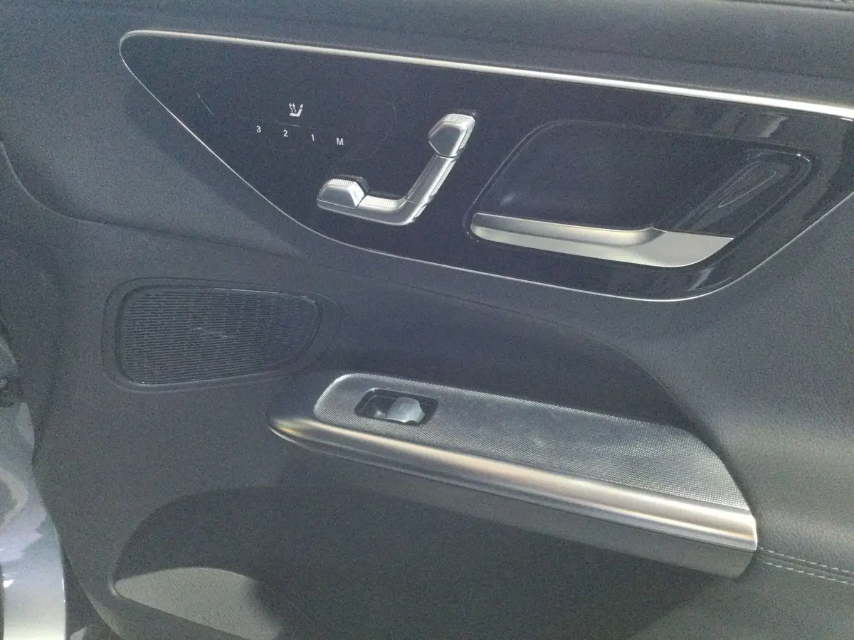 Mercedes-Benz GLC usata a Caserta (10)