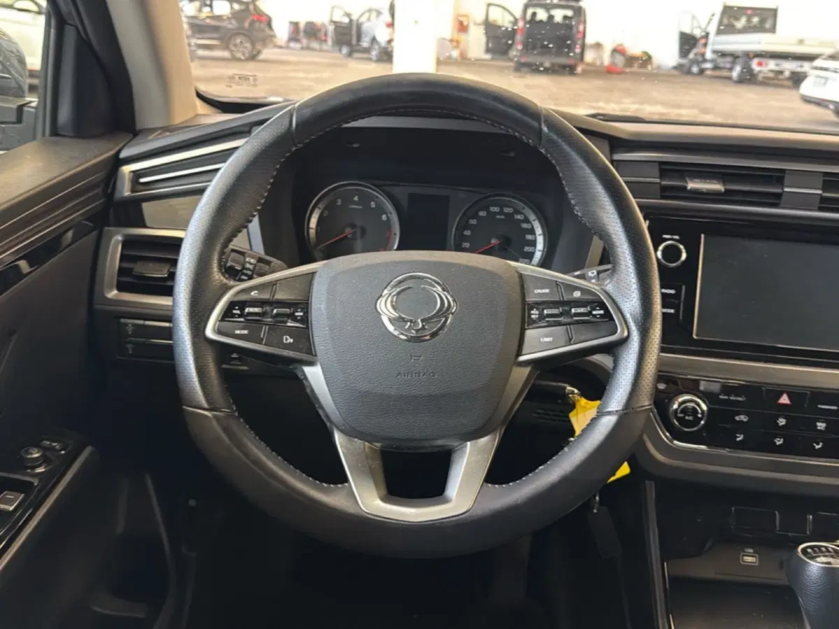 Ssangyong Korando usata a Pordenone (13)