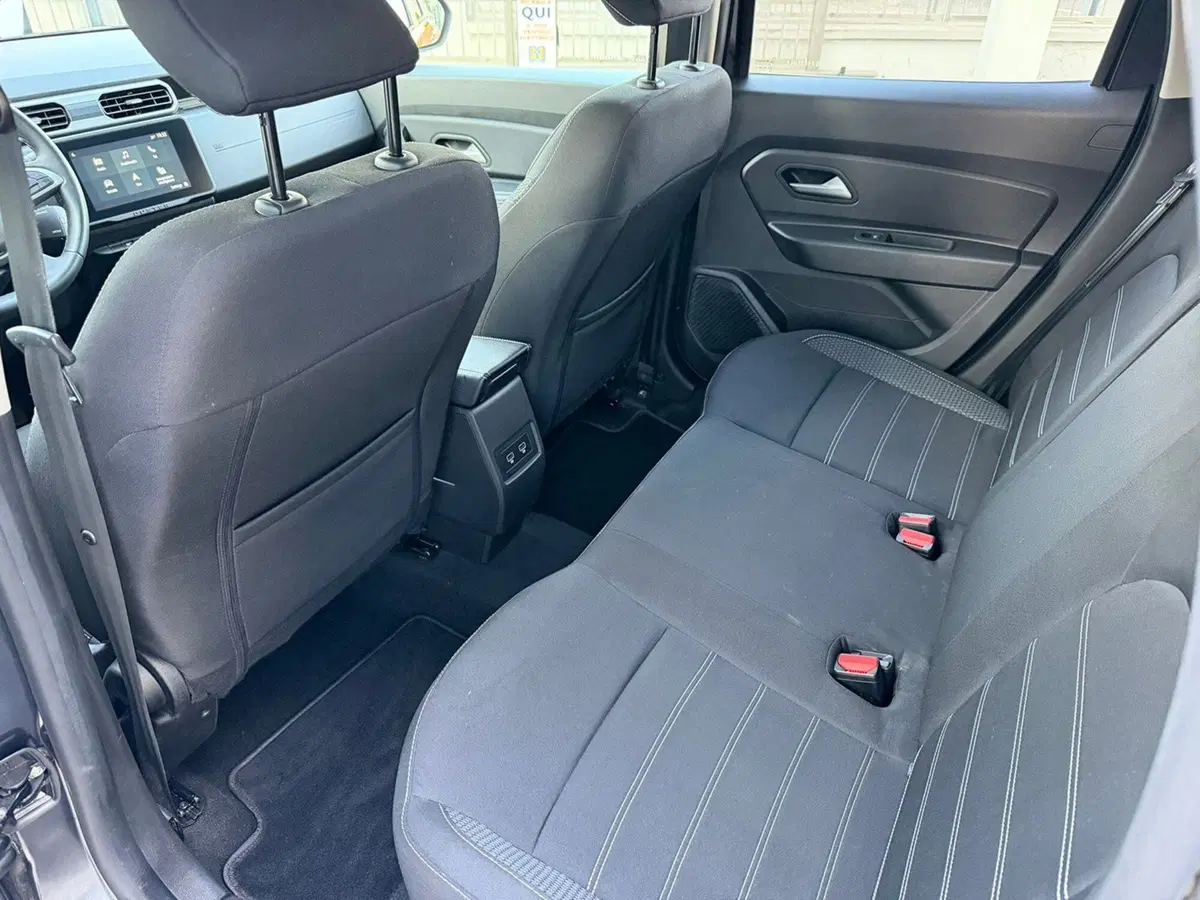 Dacia Duster usata a Brescia (13)