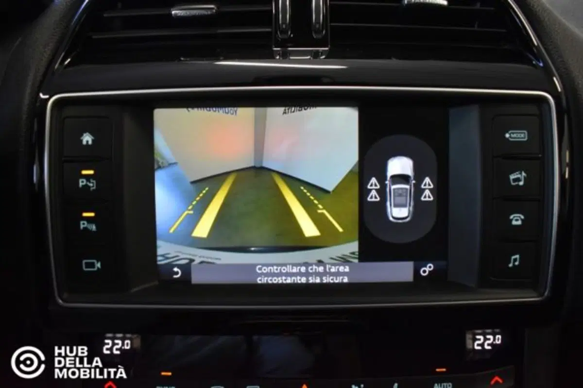Jaguar F-Pace usata a Perugia (15)