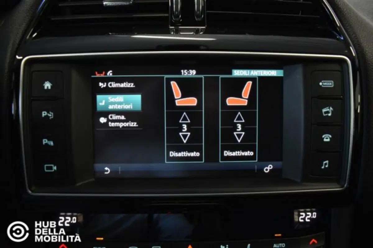 Jaguar F-Pace usata a Perugia (18)