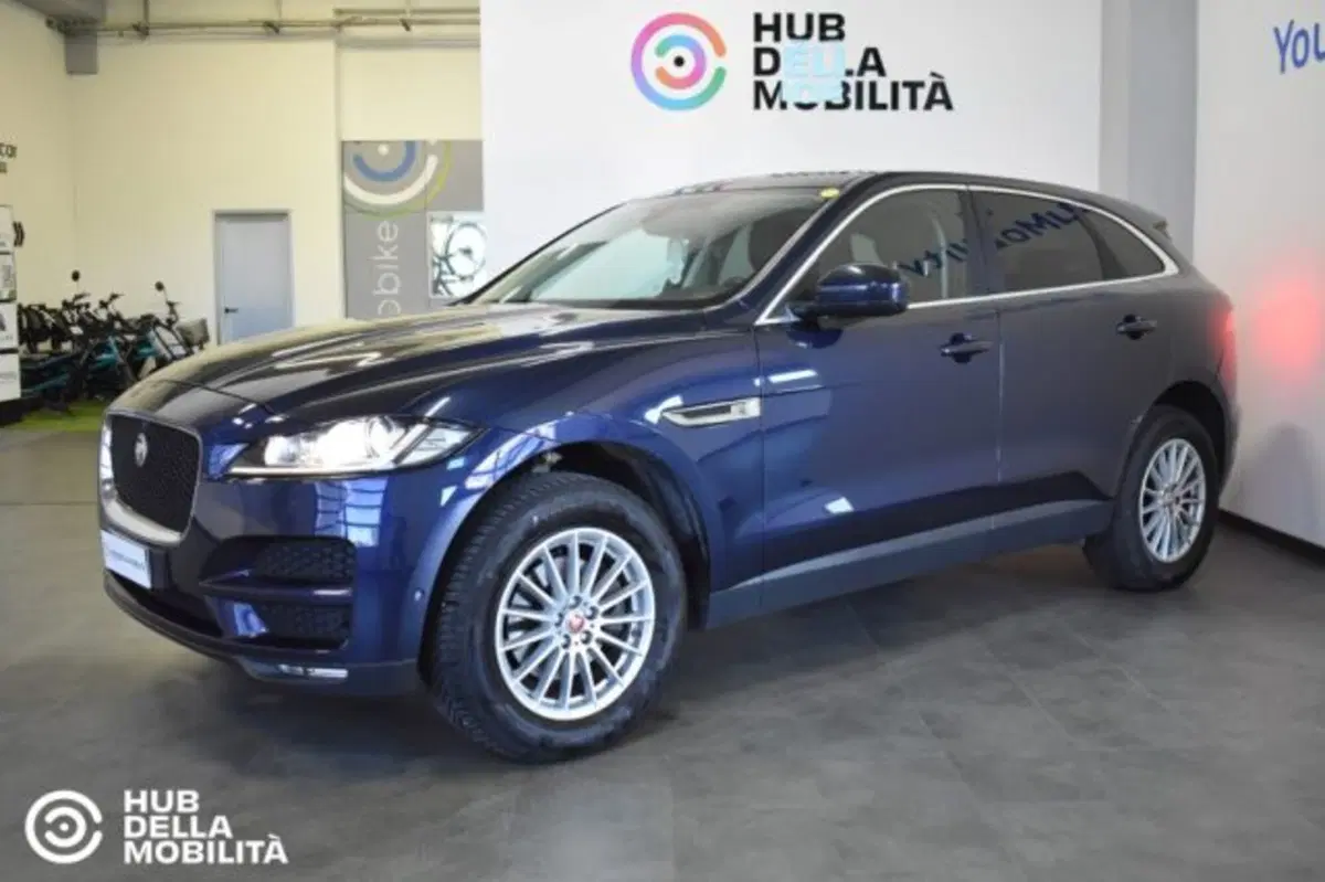 Jaguar F-Pace usata a Perugia (3)
