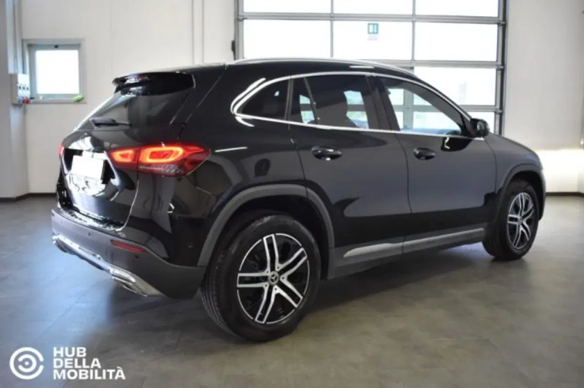 Mercedes-Benz GLA SUV usata a Perugia (4)