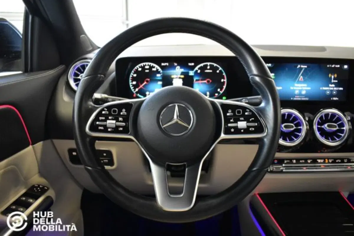 Mercedes-Benz GLA SUV usata a Perugia (9)