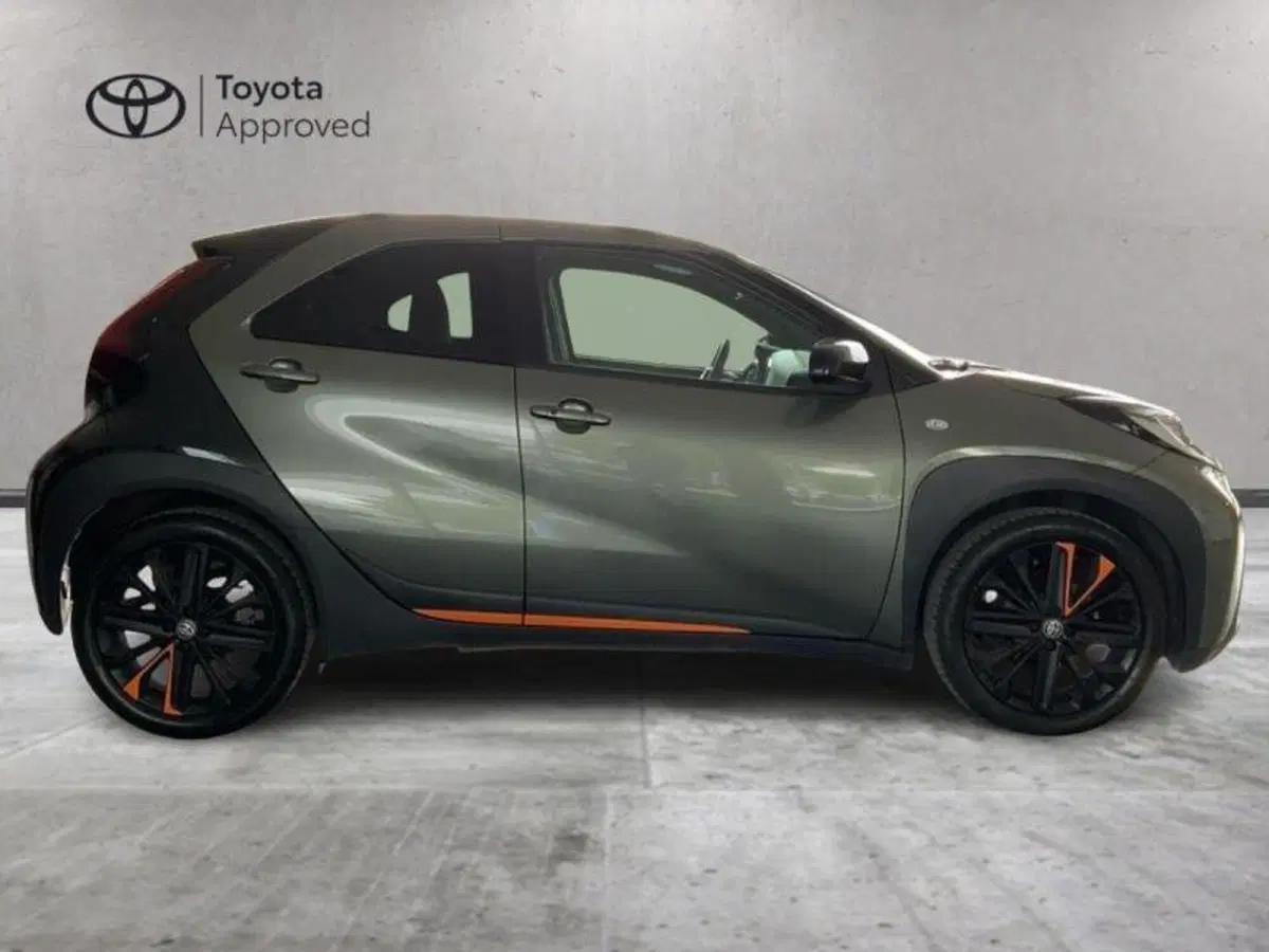 Toyota Aygo X usata a Arezzo (5)