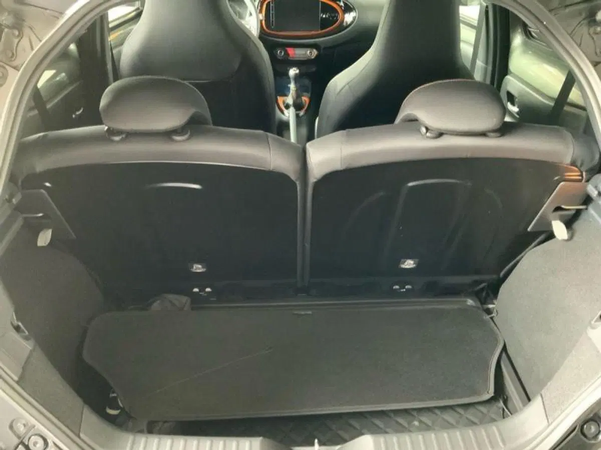 Toyota Aygo X usata a Arezzo (7)