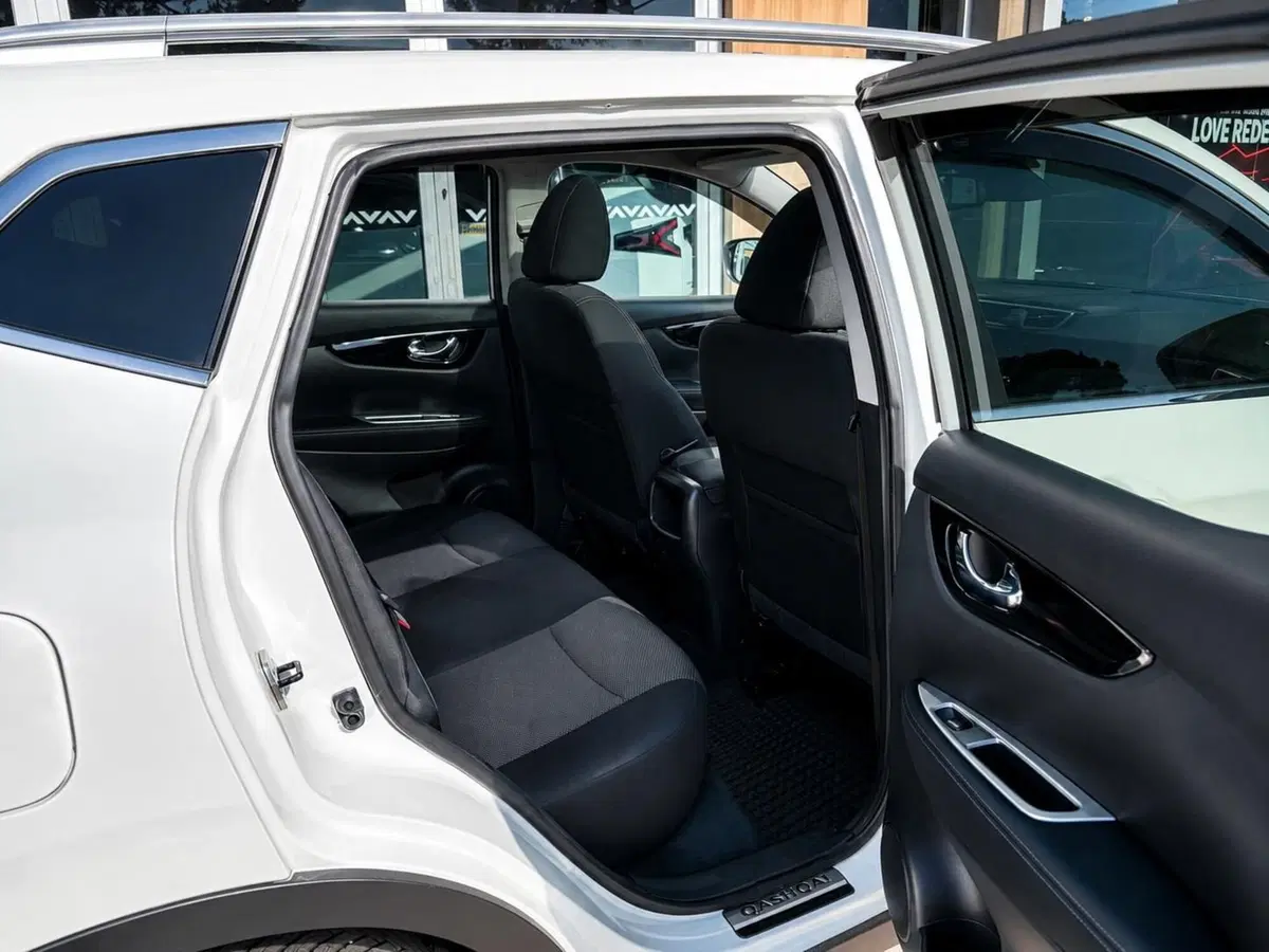 Nissan Qashqai usata a Rimini (9)