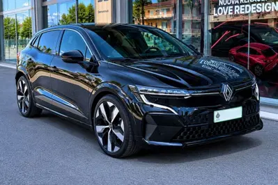 Renault Megane E-Tech Electric Techno EV60 220cv AC22 del 2022 usata a Rimini