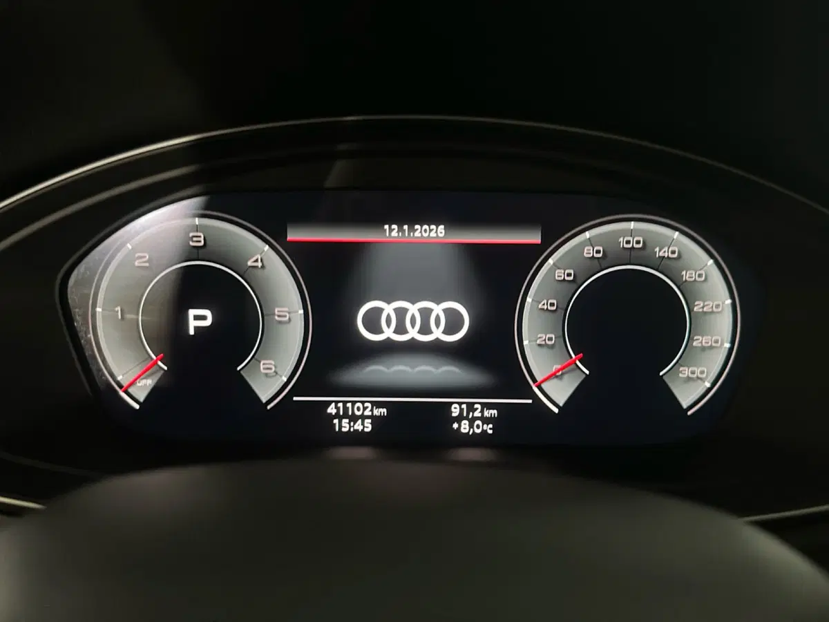 Audi Q5 Sportback usata a Caserta (12)