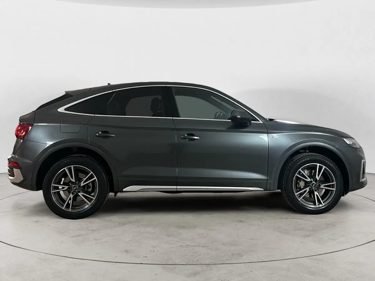 Audi Q5 Sportback usata a Caserta (3)