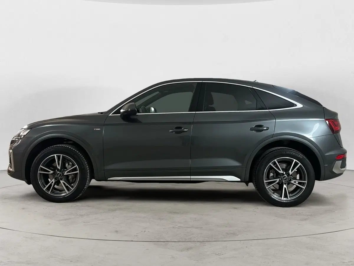Audi Q5 Sportback usata a Caserta (5)