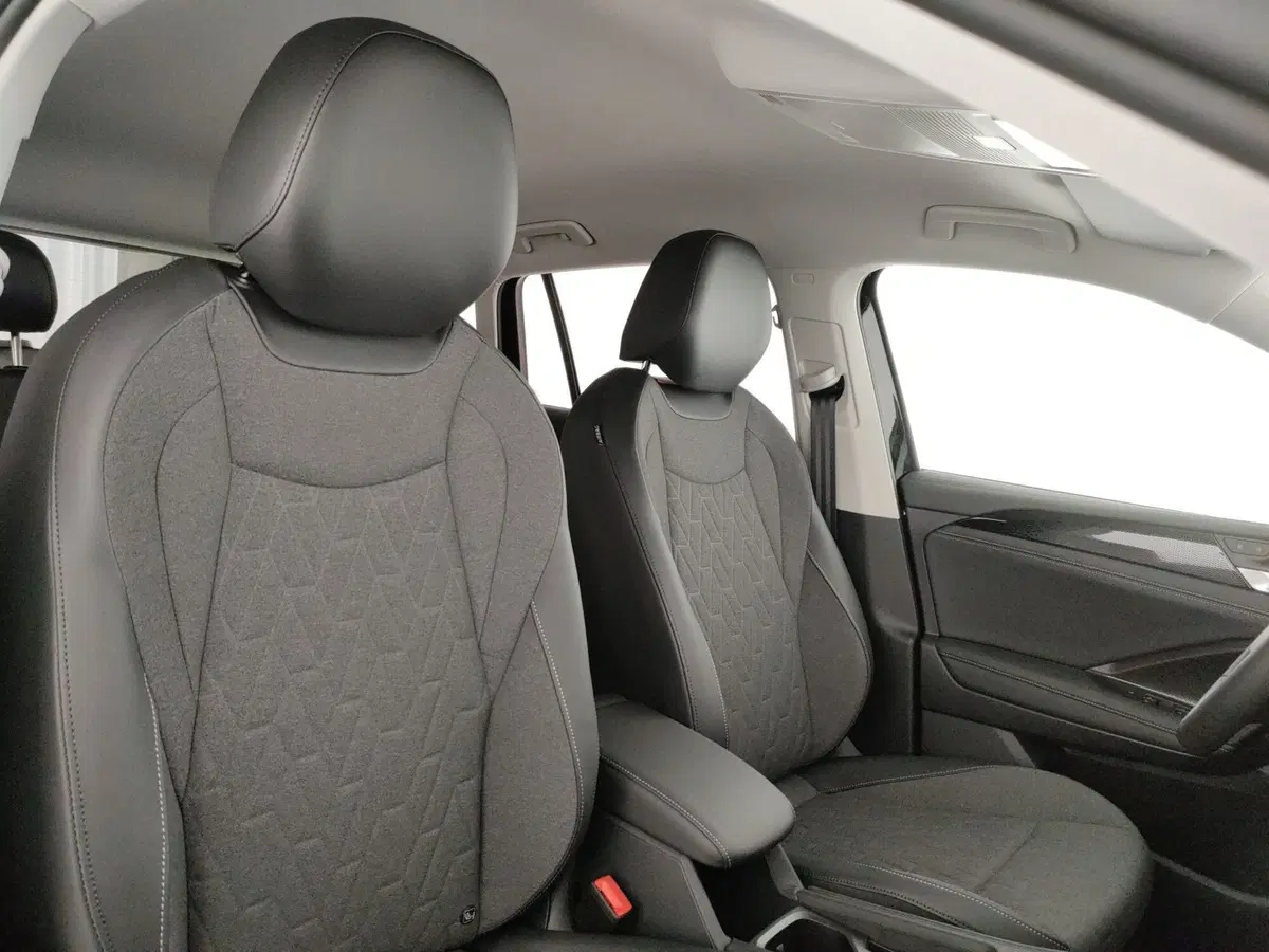 Volkswagen Tiguan nuova a Napoli (11)