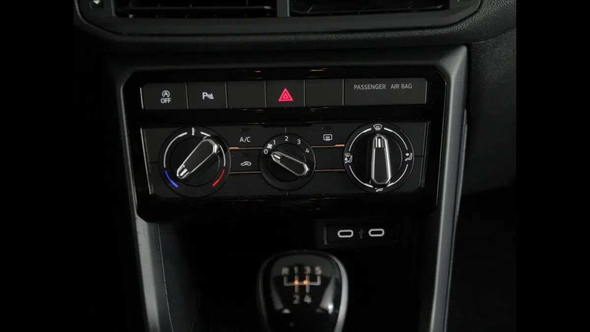 Volkswagen T-Cross usata a Palermo (18)
