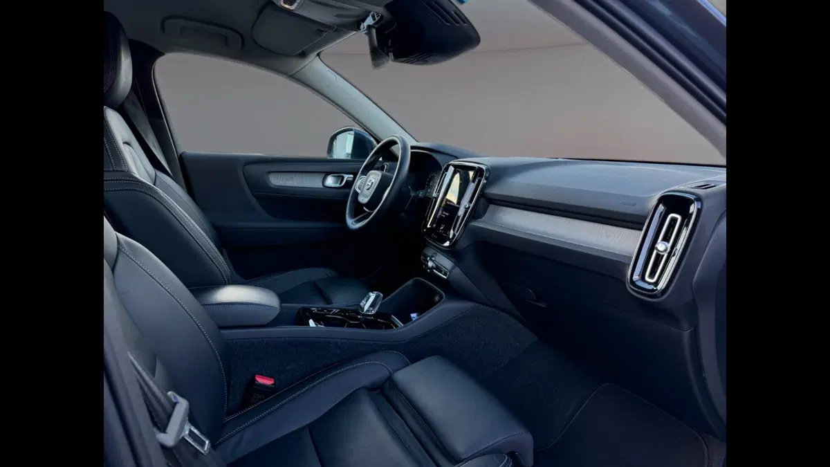Volvo XC40 usata a Palermo (6)