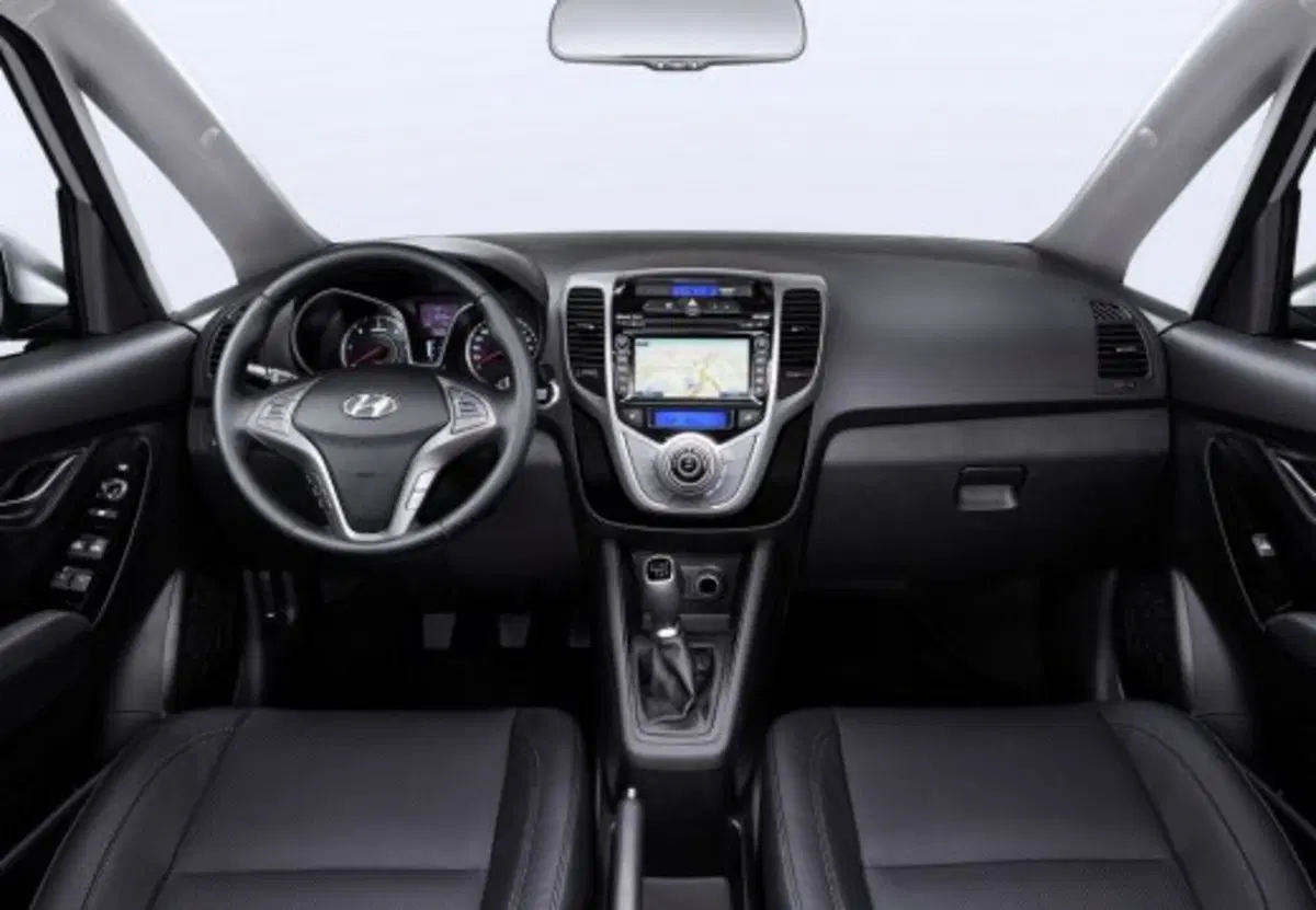 Hyundai ix20 usata a Palermo (14)