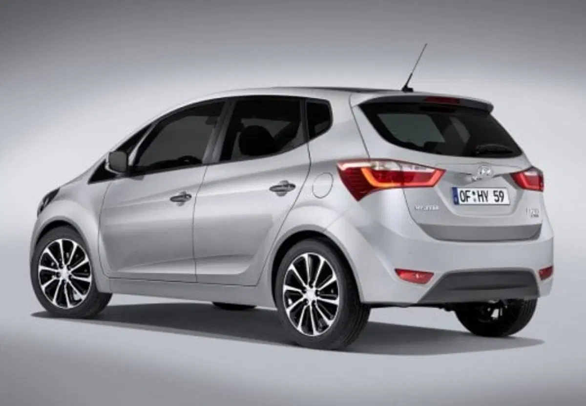 Hyundai ix20 usata a Palermo (4)
