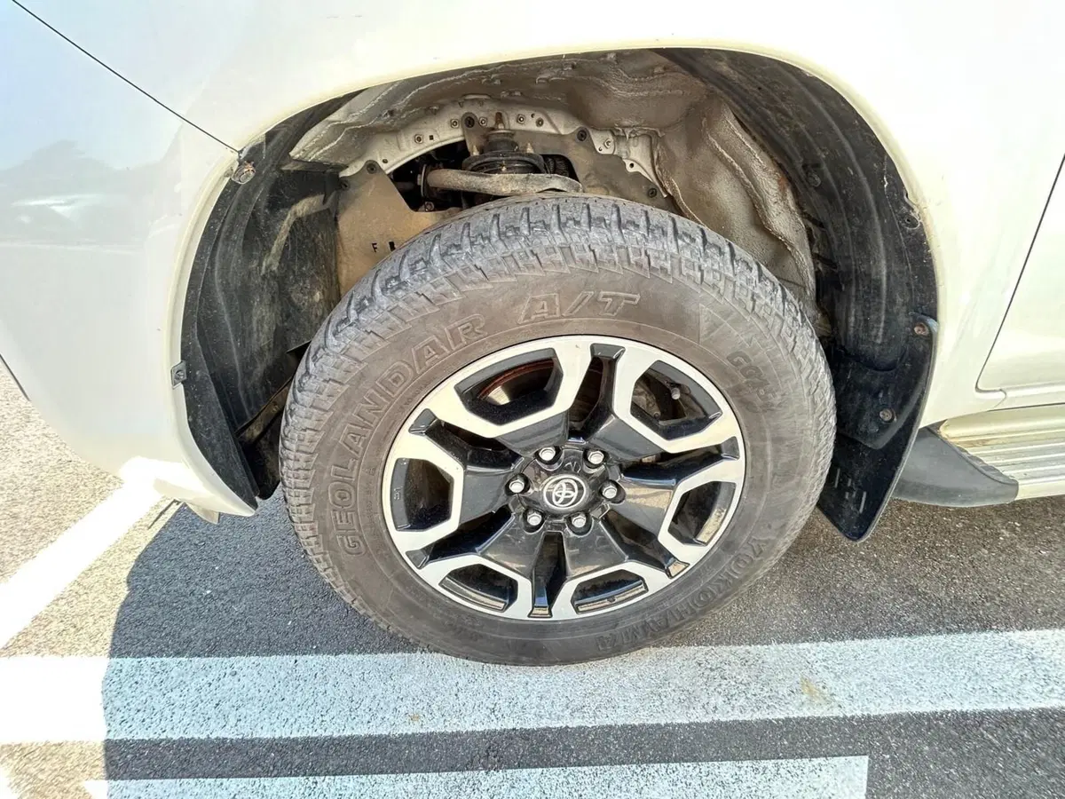 Toyota Hilux usata a Bergamo (10)