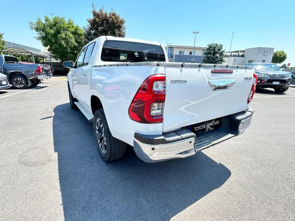 Toyota Hilux usata a Bergamo (15)
