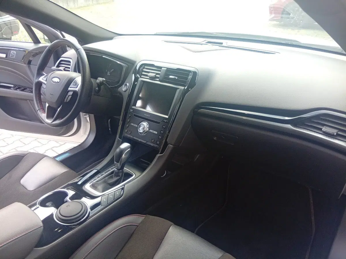 Ford Mondeo Station Wagon usata a Brescia (14)