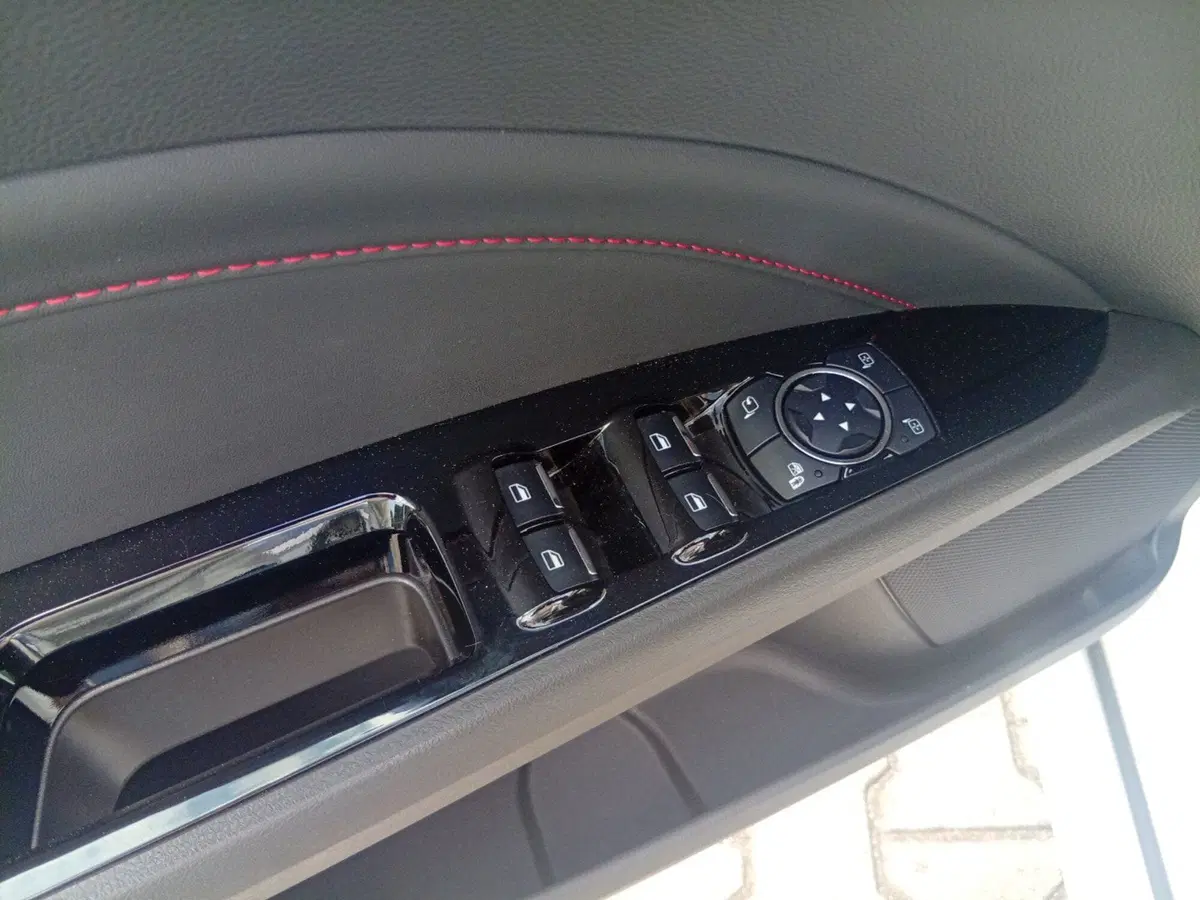 Ford Mondeo Station Wagon usata a Brescia (15)