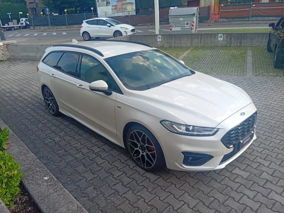 Ford Mondeo Station Wagon usata a Brescia (4)