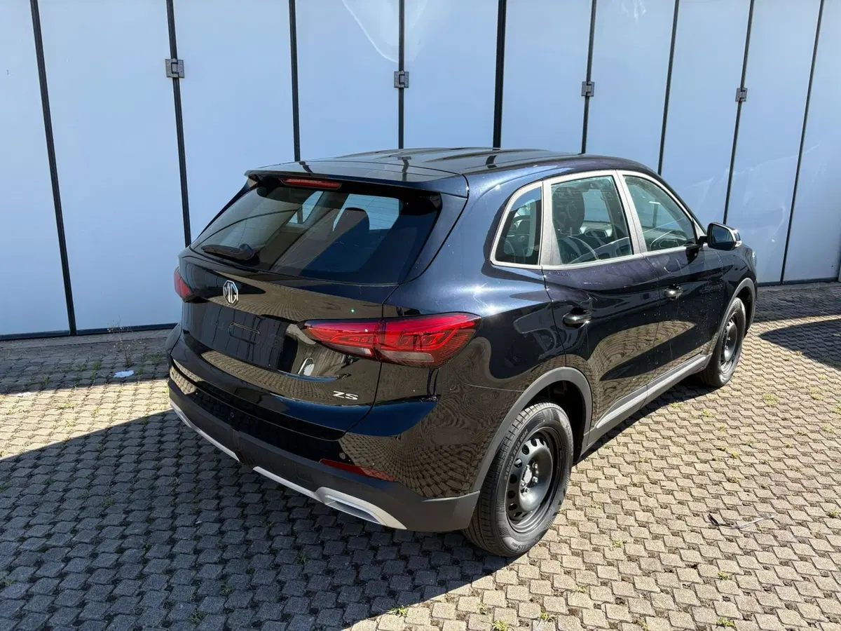 Mg ZS nuova a Milano (6)