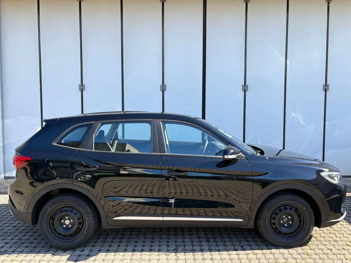 Mg ZS nuova a Milano (7)