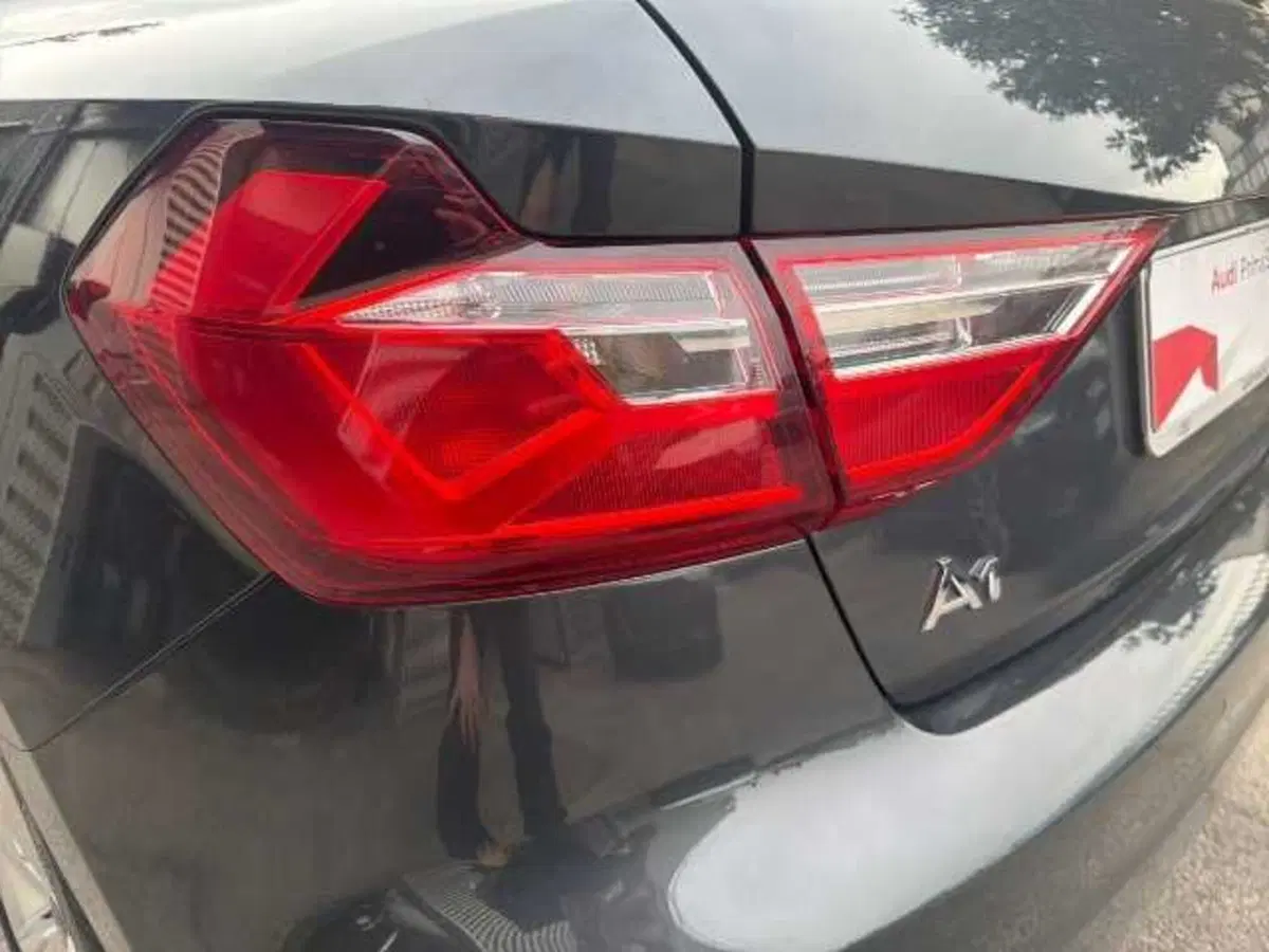 Audi A1 Sportback usata a Prato (10)