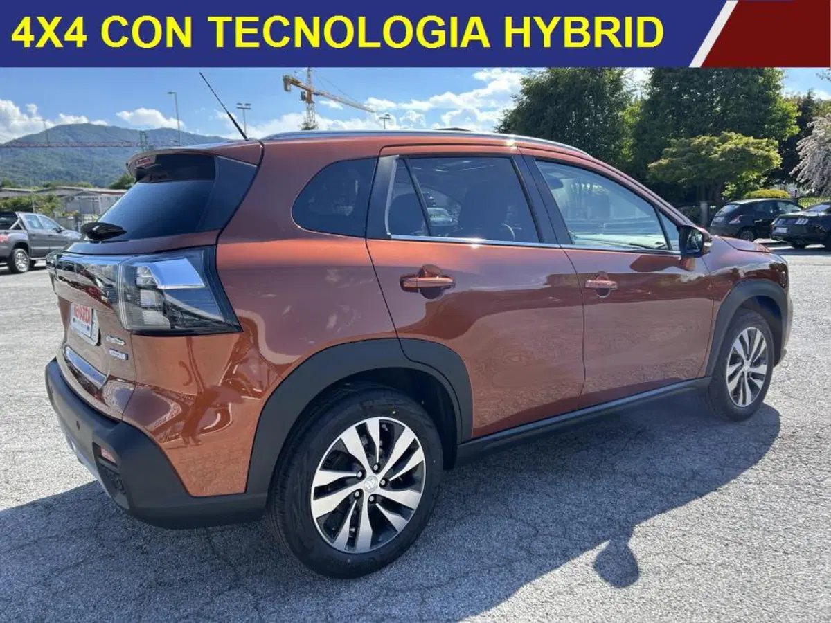 Suzuki S-Cross nuova a Cuneo (3)