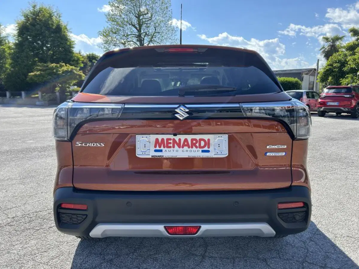 Suzuki S-Cross nuova a Cuneo (4)