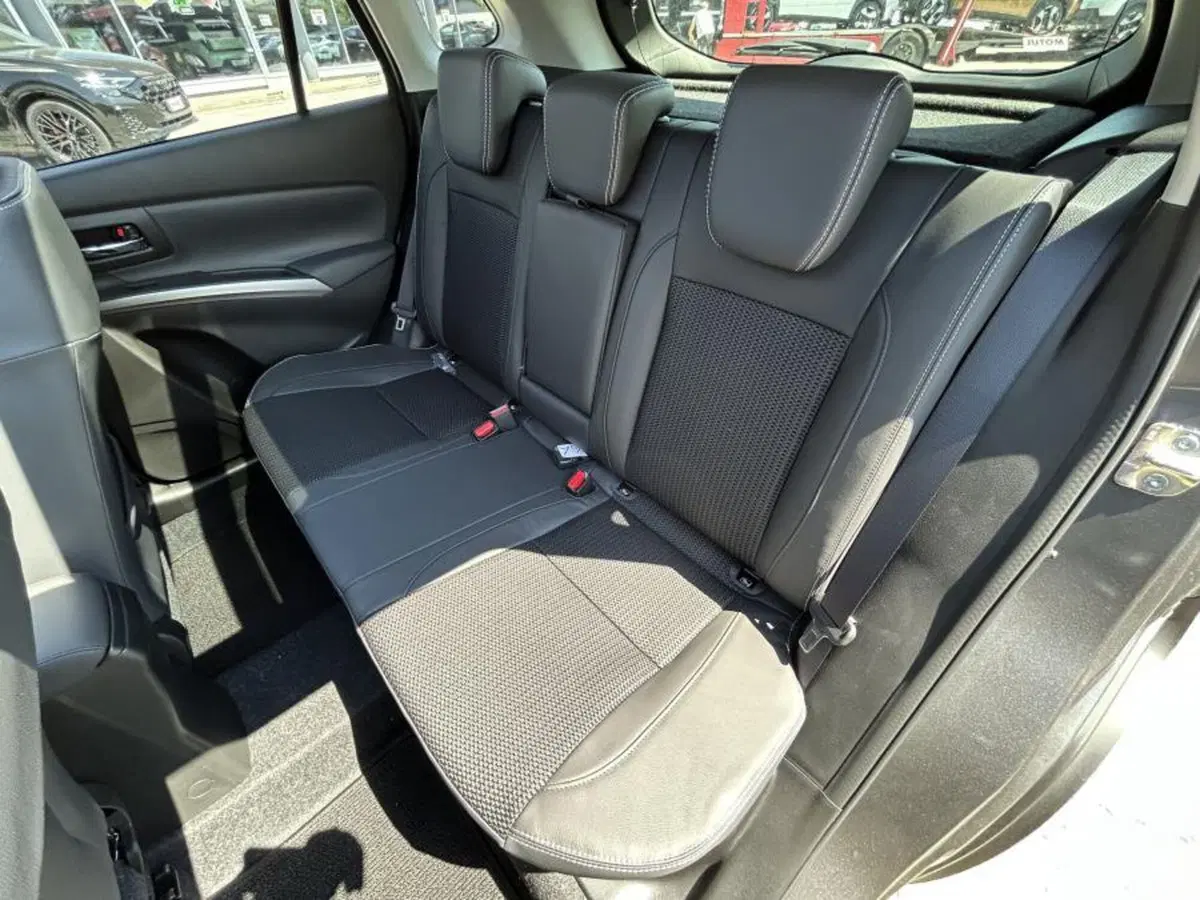 Suzuki S-Cross nuova a Cuneo (10)