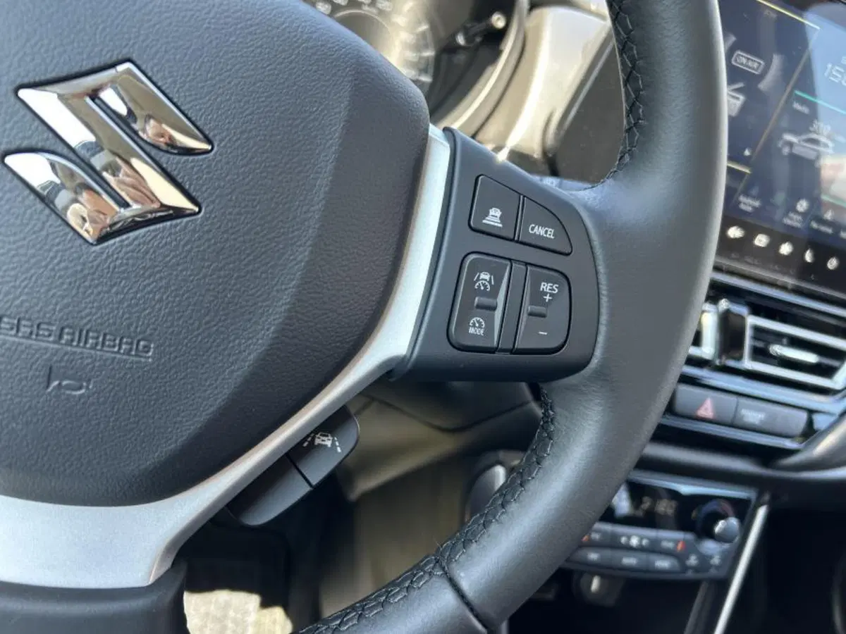 Suzuki S-Cross nuova a Cuneo (20)