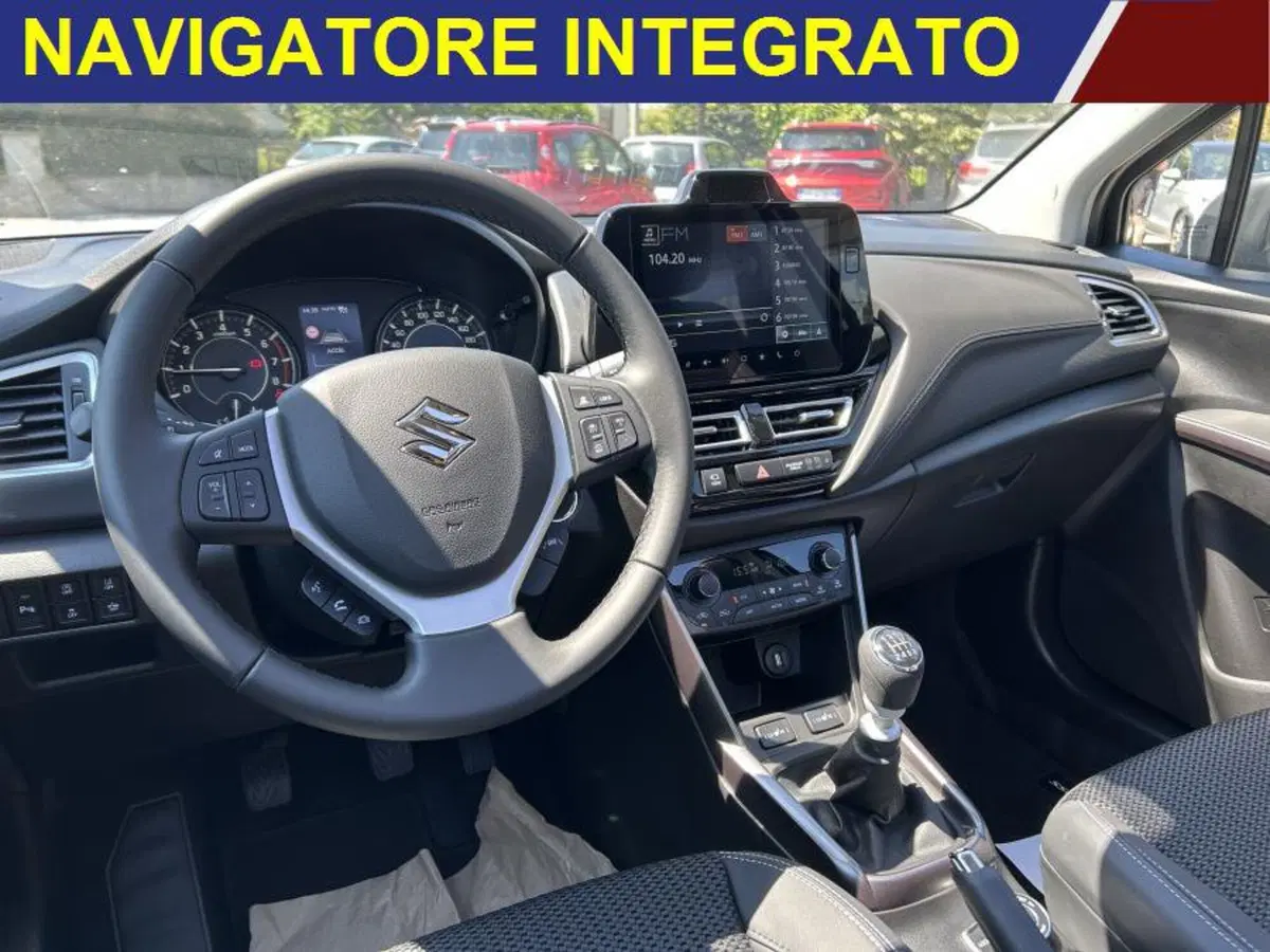 Suzuki S-Cross nuova a Cuneo (13)