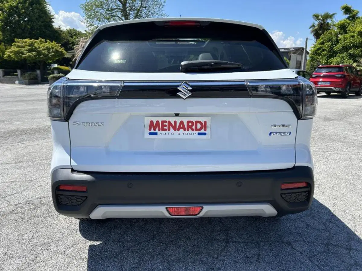 Suzuki S-Cross nuova a Cuneo (4)