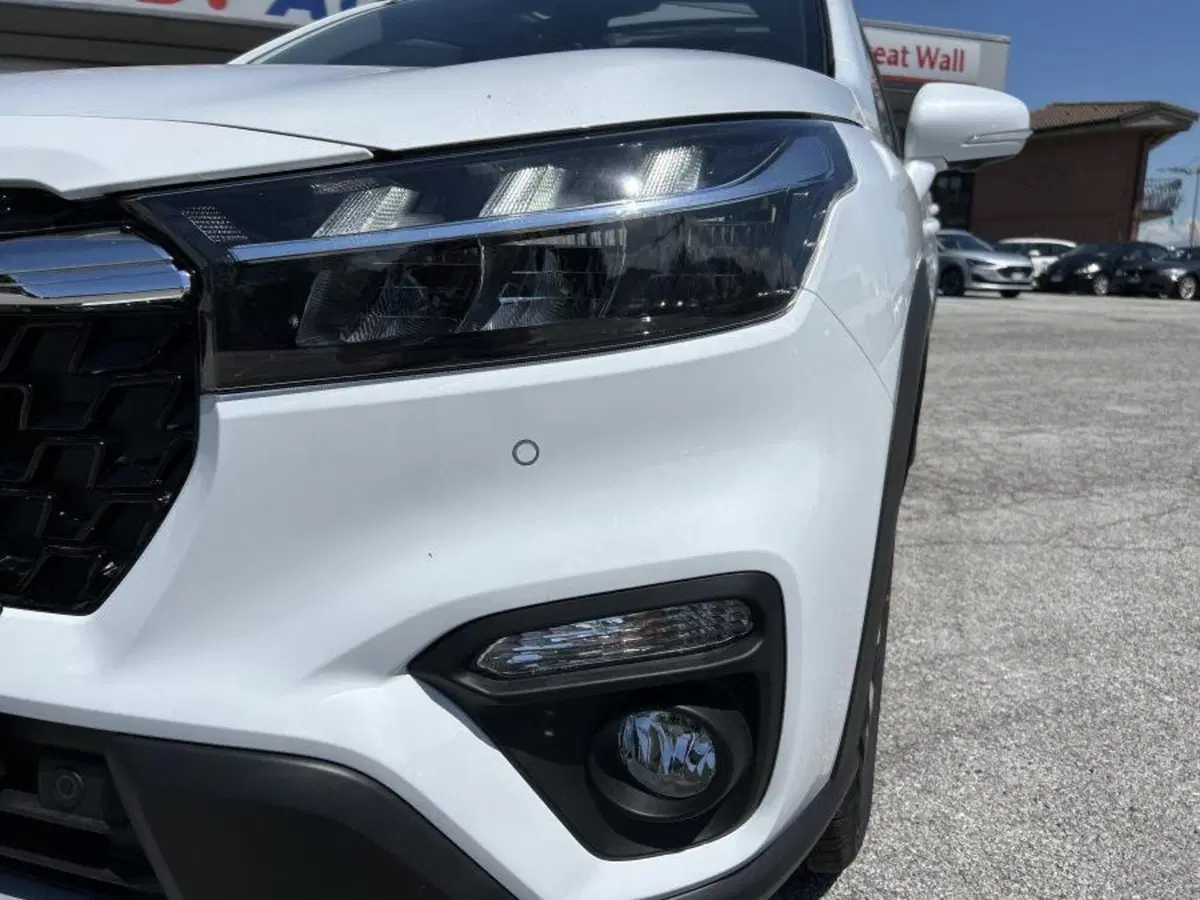 Suzuki S-Cross nuova a Cuneo (5)