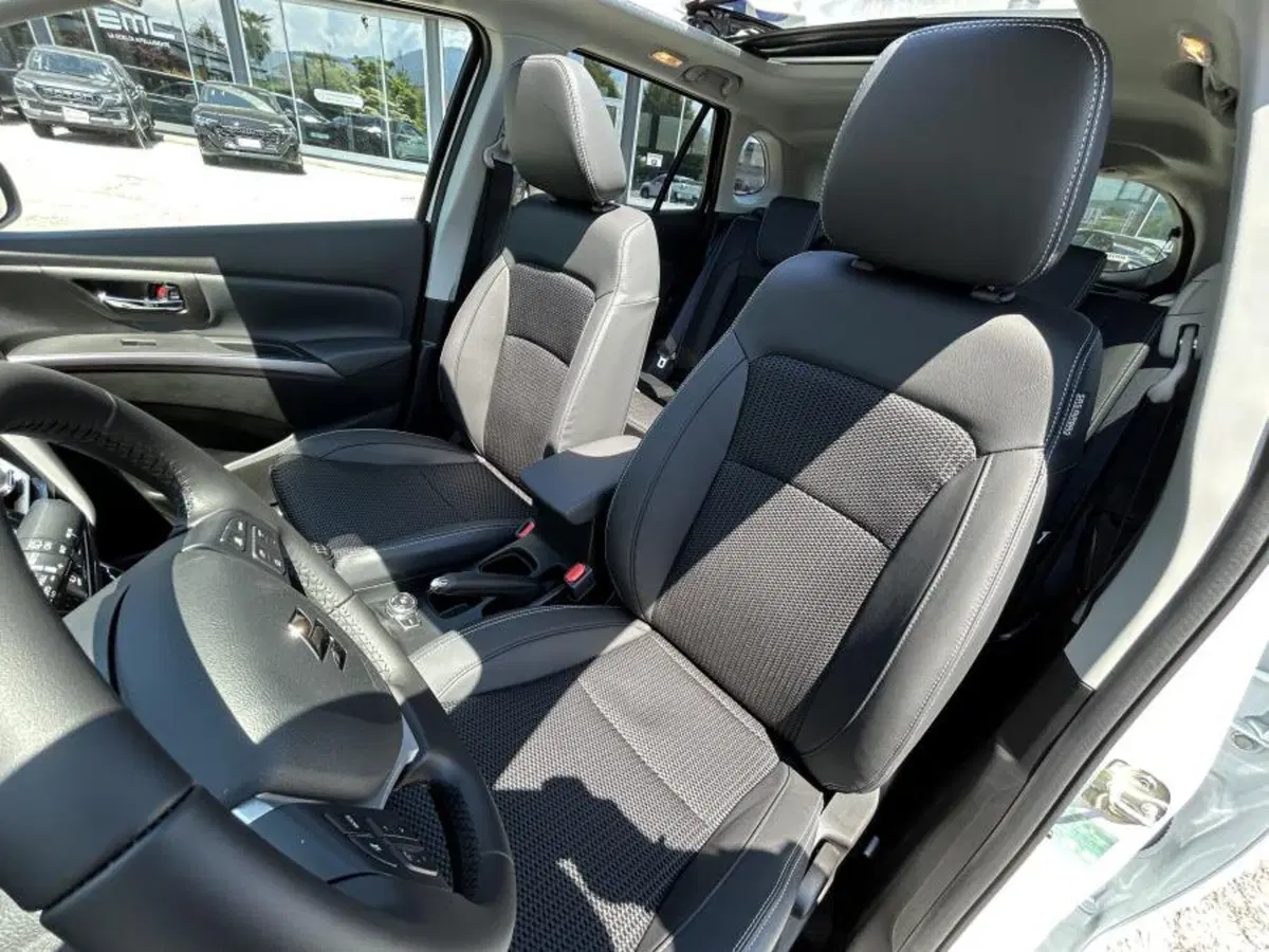 Suzuki S-Cross nuova a Cuneo (9)