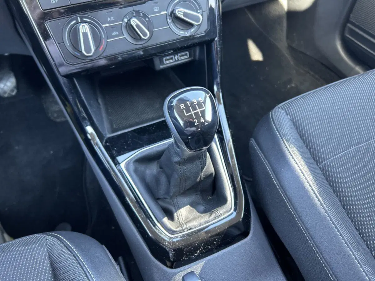 Volkswagen T-Cross usata a Cuneo (14)