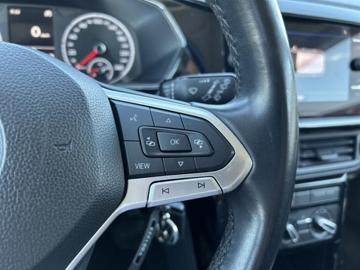 Volkswagen T-Cross usata a Cuneo (16)