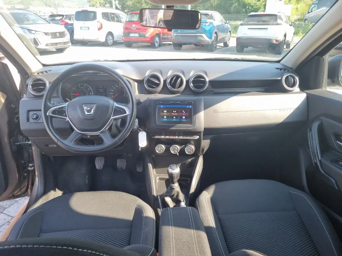Dacia Duster usata a Lucca (11)